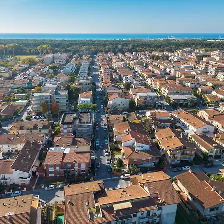 Apartamento Menesini By Interhome Viareggio